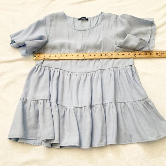 5/$25 Shein light blue short sleeve ruffle tier crop top - Size Large - Picture 6 of 7